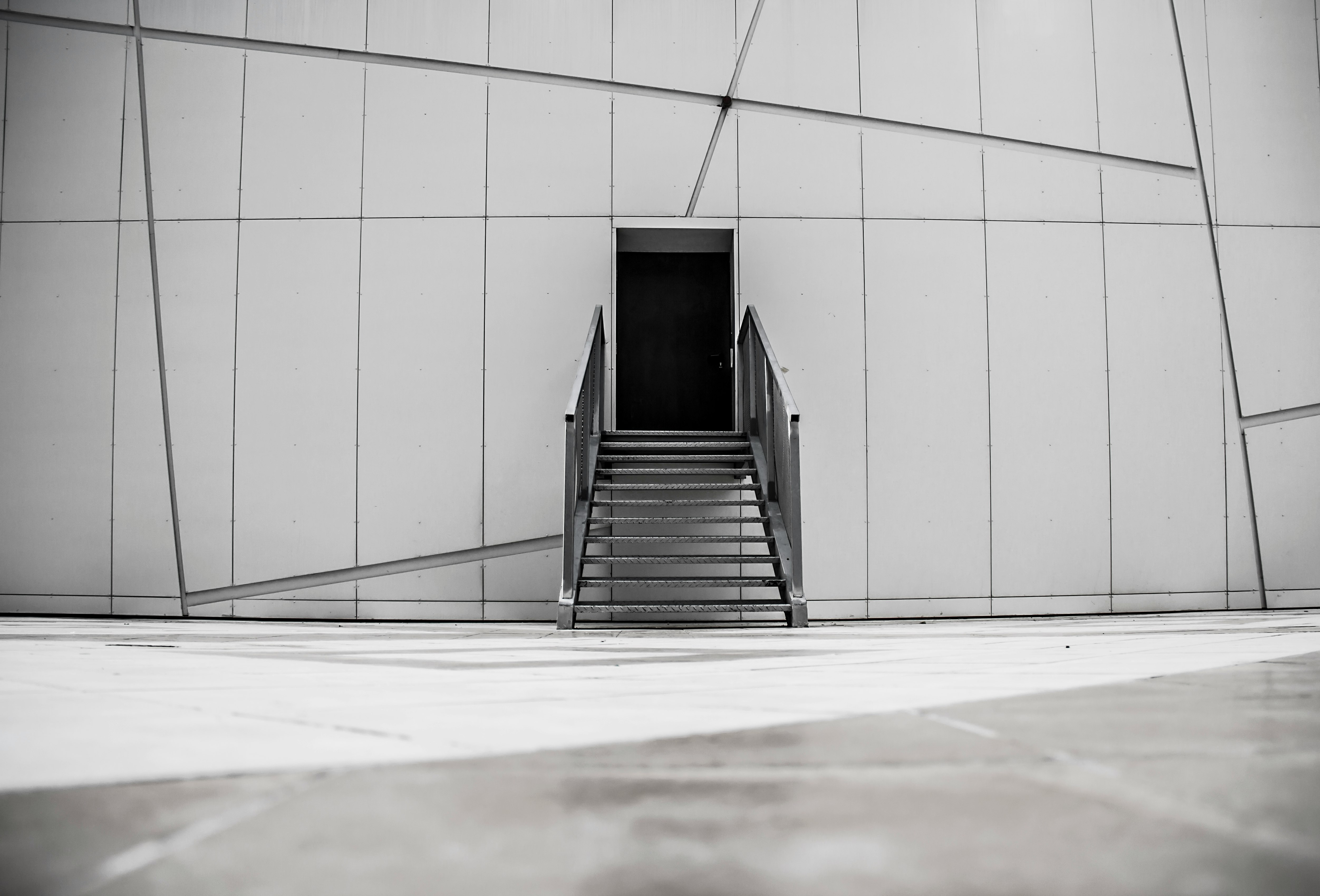 shallow focus photography of gray stair